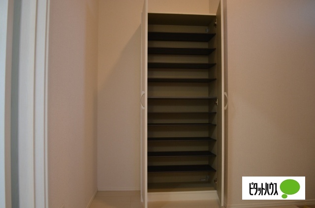 その他部屋・スペース　シューズボックス