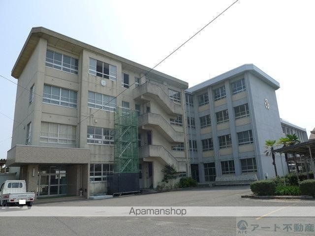 中学校　垣生中学校（中学校）まで2973m