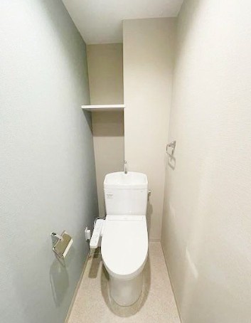トイレ　落ち着いたトイレです