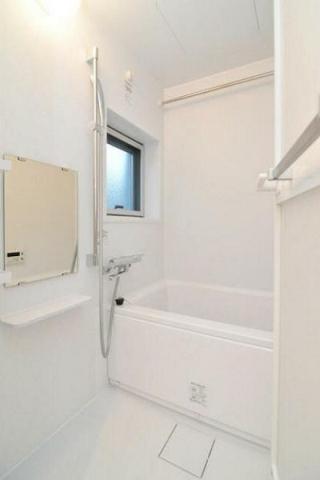 バス・シャワールーム　※別部屋の参考写真です。