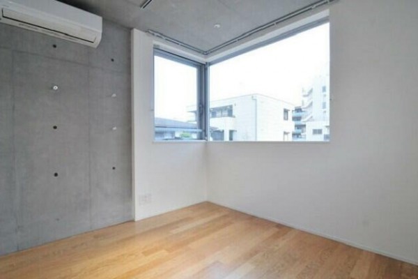 居室・リビング　※別部屋の参考写真です。