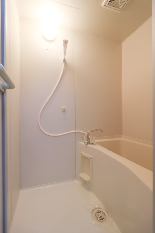 バス・シャワールーム　図面と現状に相違がある場合には現状を優先