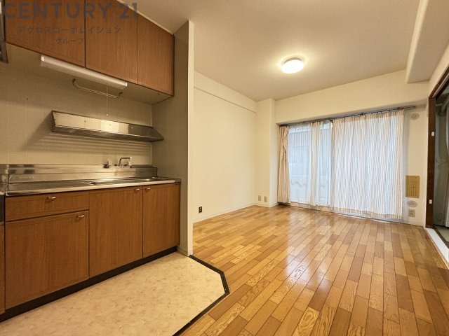 居室・リビング　広々としたリビング