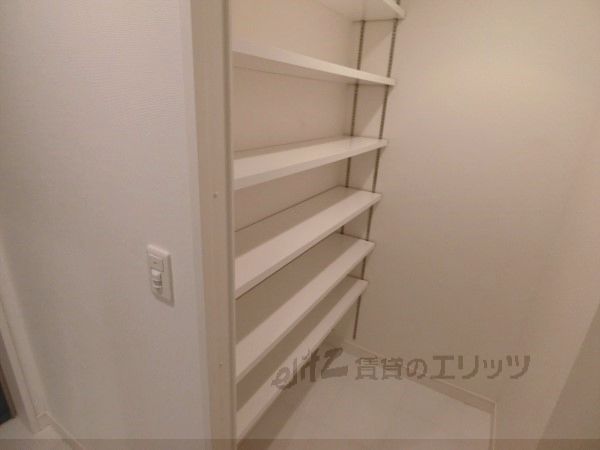 その他設備　下駄箱