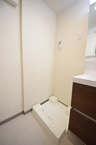 その他設備　リアライズ小路駅前　室内洗濯機置き場