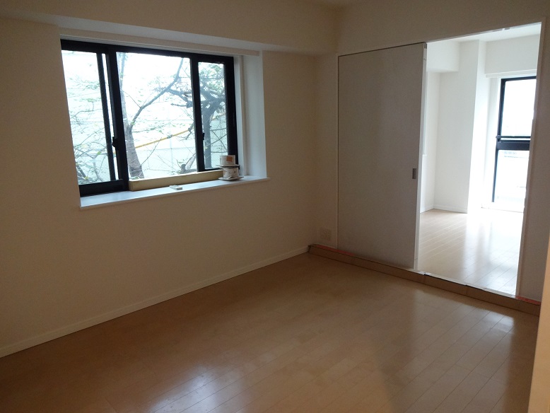 居室・リビング　同マンション別部屋