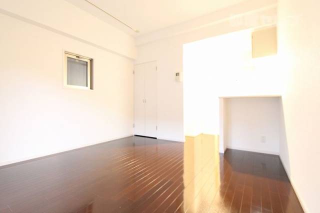 居室・リビング　清潔感溢れるお部屋です