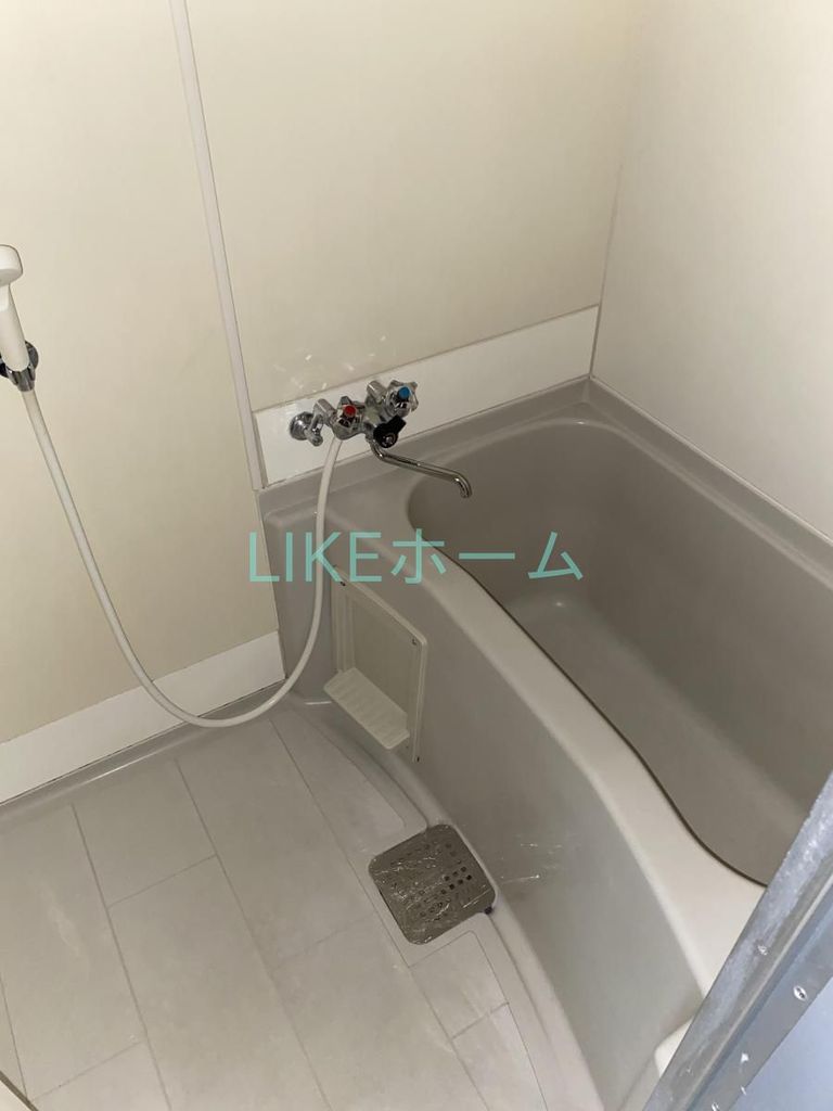 バス・シャワールーム　バス