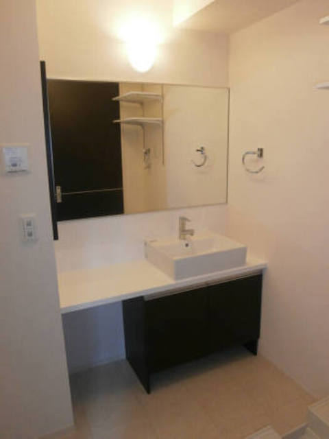 洗面設備　同仕様