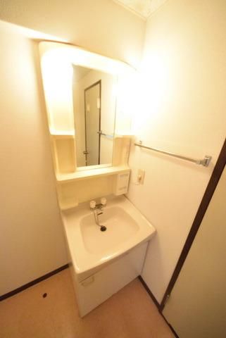 洗面設備　※同タイプ間取り　設備施工例　現況優先