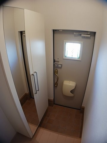 玄関　明るい玄関です