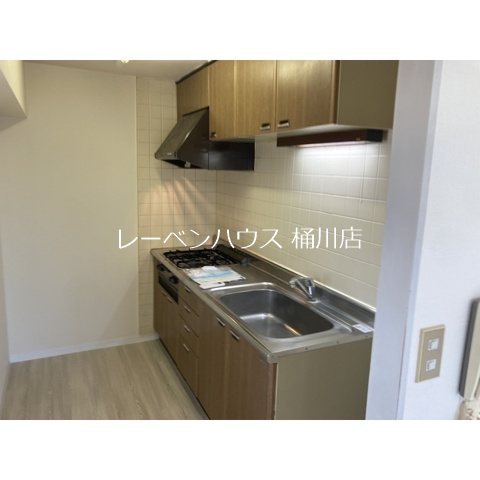 キッチン　レーベンハウス桶川店へ　048-787-5511