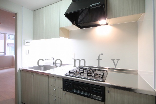 キッチン　使い勝手の良い独立キッチン