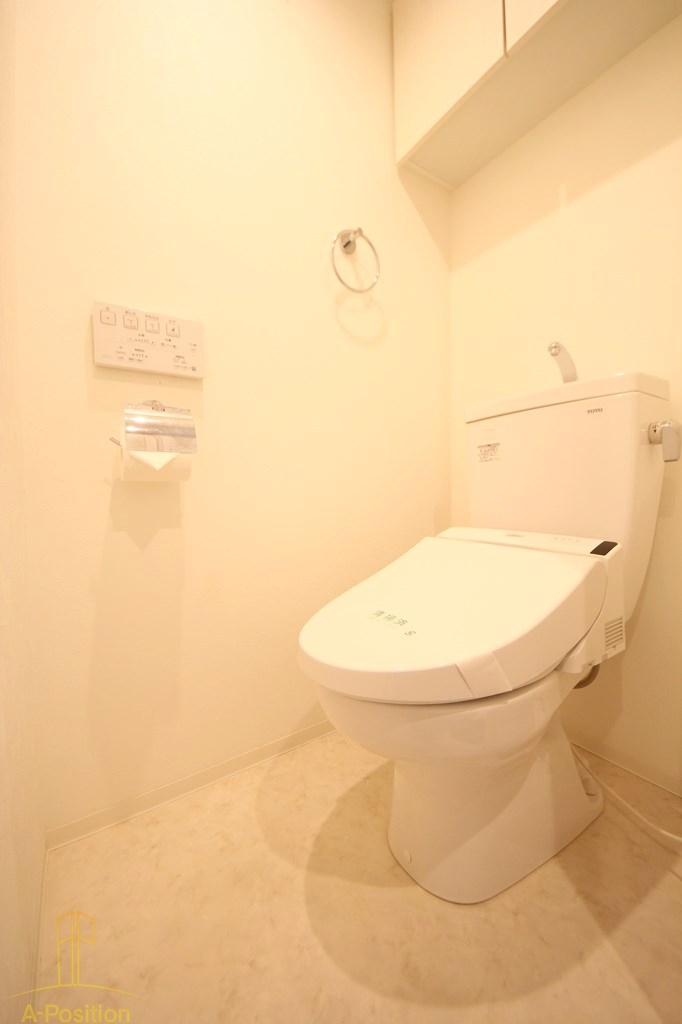 トイレ　セレニテ梅田北プレミアム