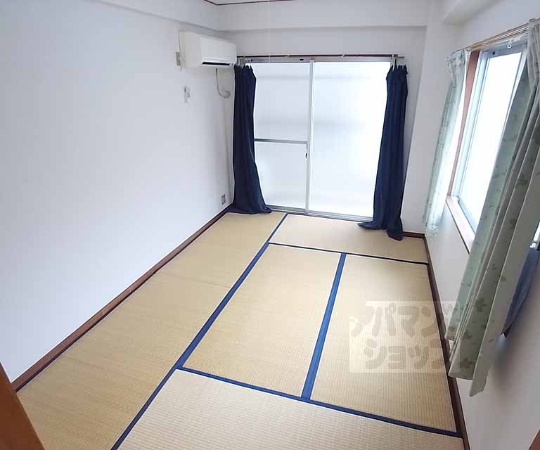 居室・リビング　和室。改装綺麗に仕上がってます。