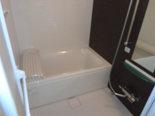バス・シャワールーム　きれいなお風呂です