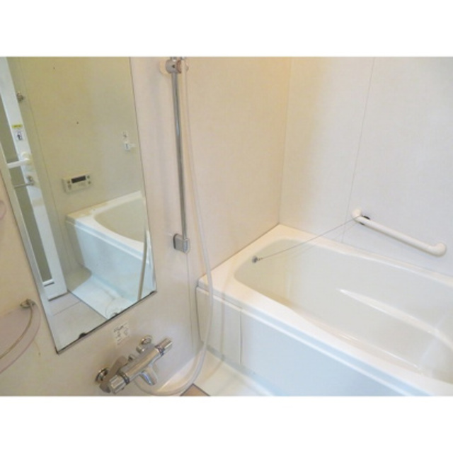 バス・シャワールーム　バスルーム