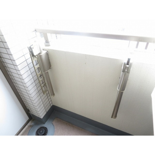 バルコニー　バルコニーあります