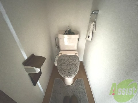 トイレ　トイレは嬉しいウォシュレット付きで快適に過ごせそうです。