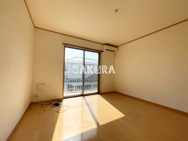 居室・リビング　開放感のある室内♪