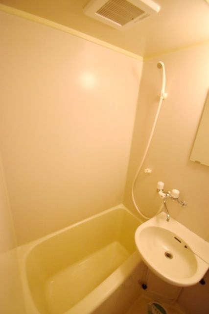 バス・シャワールーム　★別部屋参考画像です★