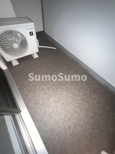 バルコニー　バルコニーからの眺めを楽しみながら食事をしませんか