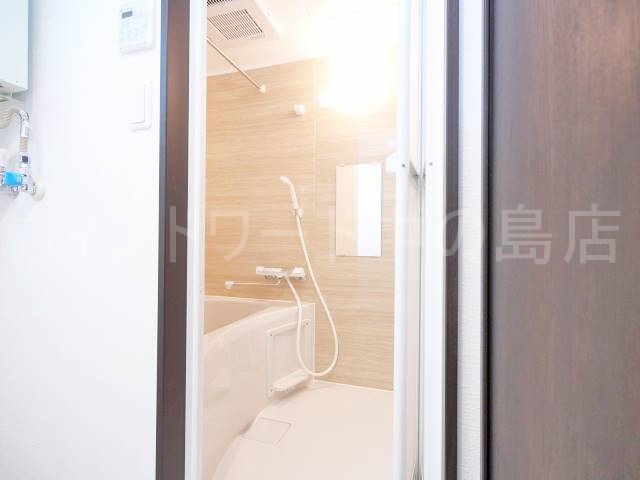 バス・シャワールーム　詳細は、ウィンドワード中の島店までご相談下さい。