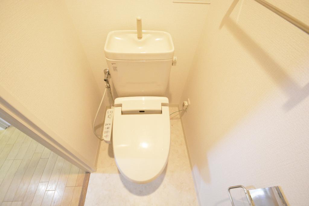 トイレ　シャワー付トイレ