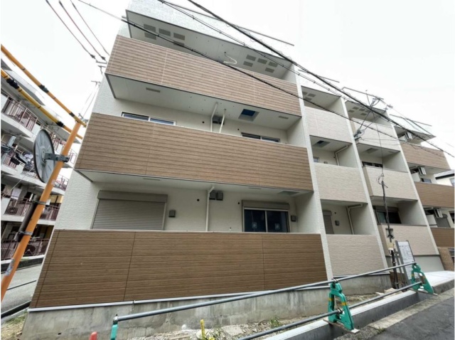 建物外観　建設中