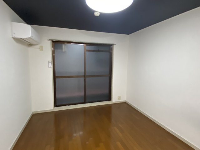 居室・リビング　別室の画像です、ご参考までに