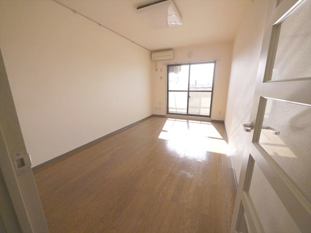 居室・リビング　同間取りタイプ画像