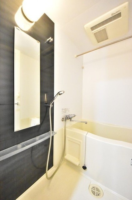 バス・シャワールーム　風呂