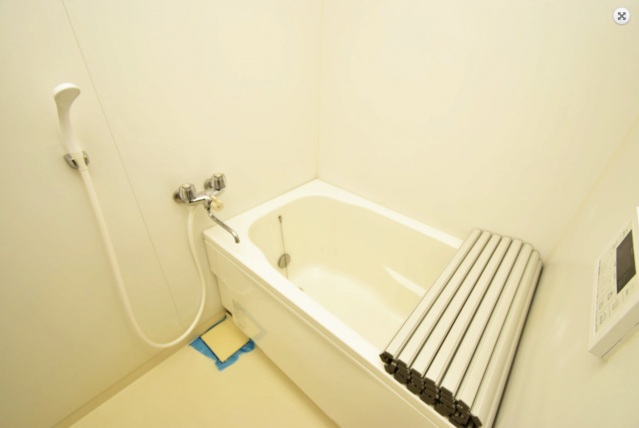 バス・シャワールーム　お風呂です