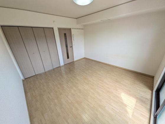 居室・リビング　※別部屋の写真です