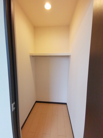 収納　ウォークインクローゼット