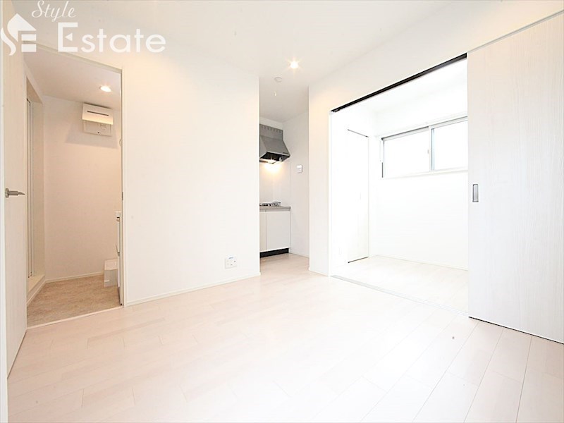 居室・リビング　内装