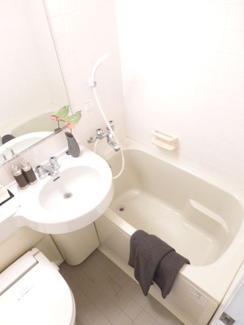 バス・シャワールーム　参考写真