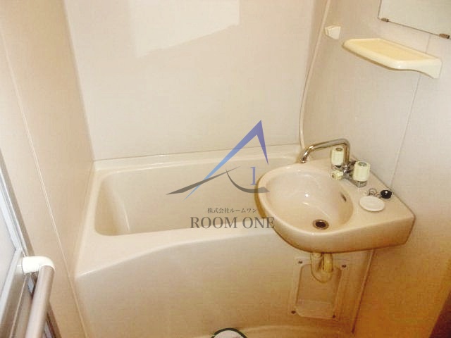 バス・シャワールーム　お風呂です。