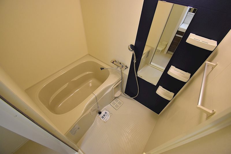 バス・シャワールーム　バスルーム