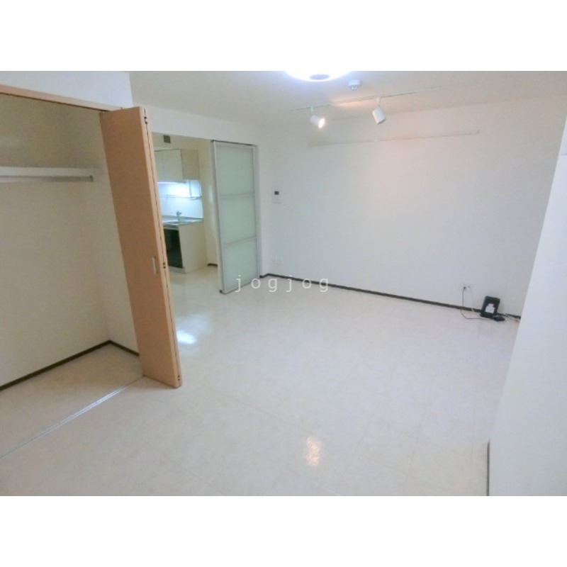 居室・リビング　寝室