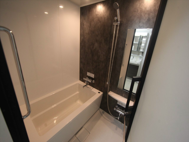 バス・シャワールーム　バスルーム（お風呂トイレ別）