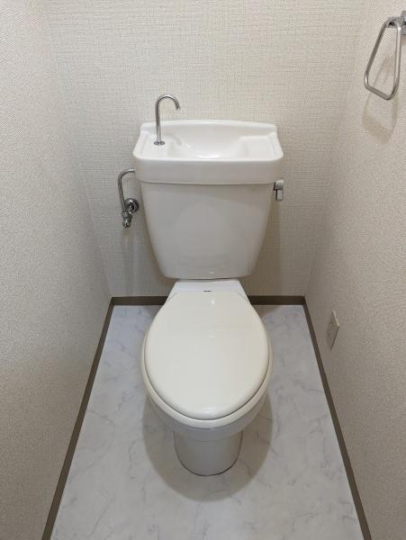 トイレ　ペーパーホルダー＆タオルハンガー付