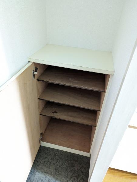 玄関　シューズボックス付き！