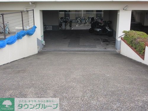 駐車場　駐車場　※２０２５年１２月撮影時