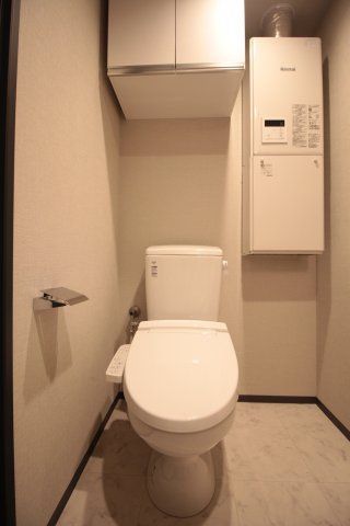 トイレ　グローリオシェルト駒込　北区中里２丁目
