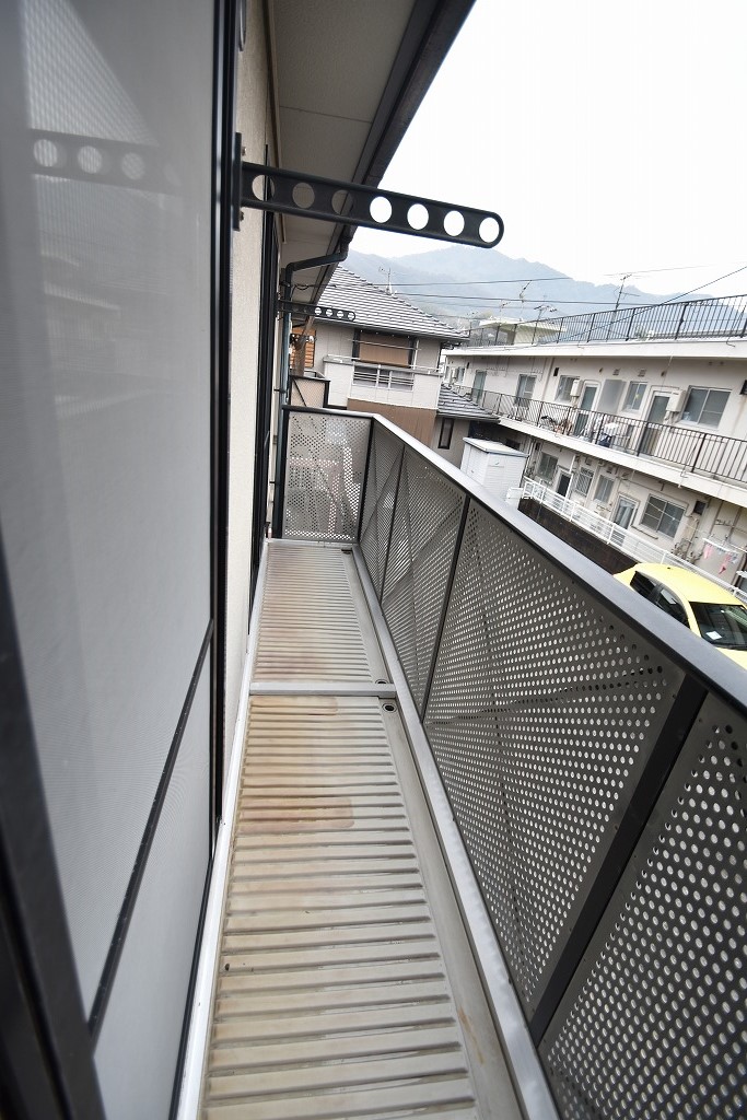 バルコニー　お問合せはシティホーム海田センター　082-821-2227