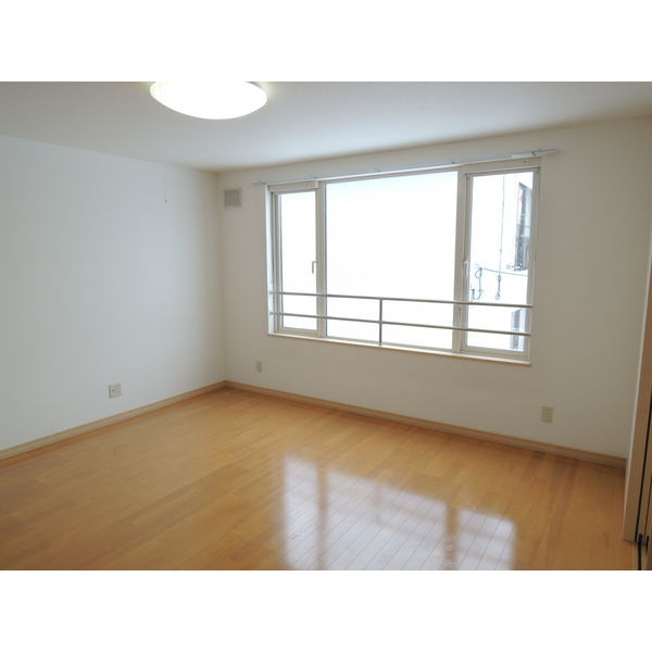 居室・リビング　☆13.7帖の広々としたリビングです！