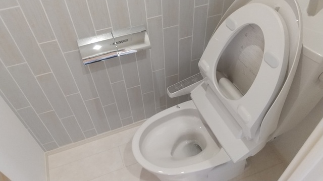 トイレ　トイレ