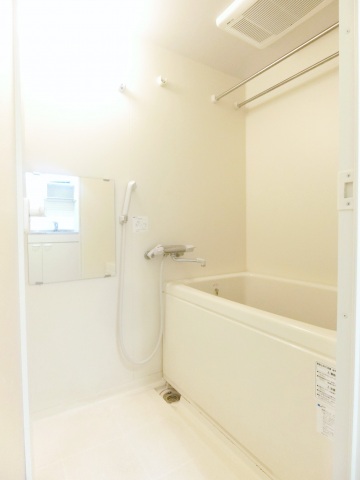 バス・シャワールーム　浴室乾燥機付バスルーム