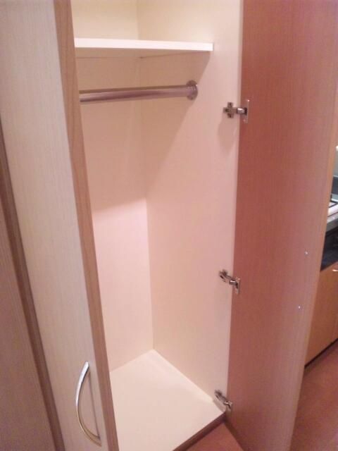 収納　■洋室■クローゼット収納